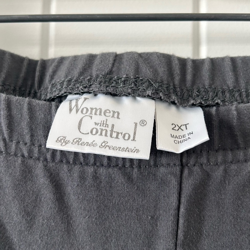Women with Control Charcoal Gray Leggings - Picture 3 of 3